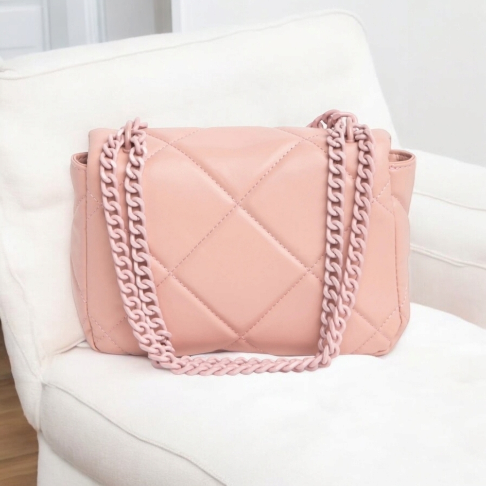 NWT Badgley Mischka Chain Diamond Quilt Crossbody - Picture 2 of 5